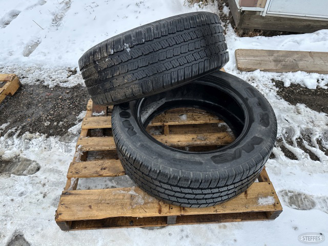 (2) 275/55R20 tires